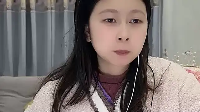 nuannuan35593 live sex cam