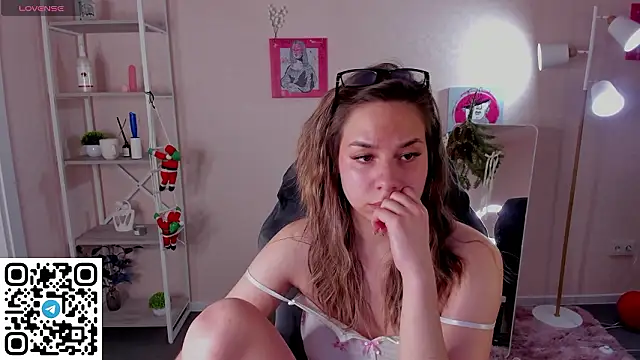 Al1ice_Moures live sex cam