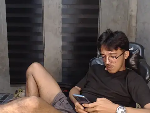 RowyCam live sex cam