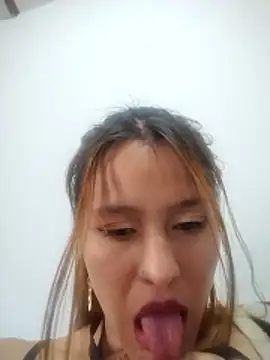 Alinaat086's cam snapshot