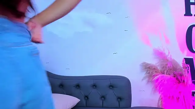 ArianaVyx's cam snapshot