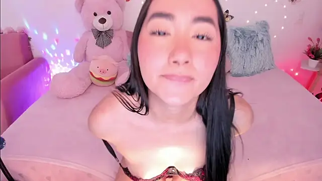 Zara_uwu_'s cam snapshot