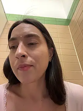 Holly_Play's cam snapshot