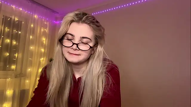 KariJarecke's cam snapshot