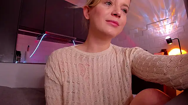 JessicaBeverly_'s cam snapshot