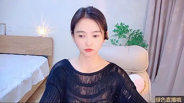 Coco-Sweetie live sex cam