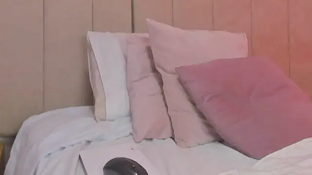 isabela__x's cam snapshot