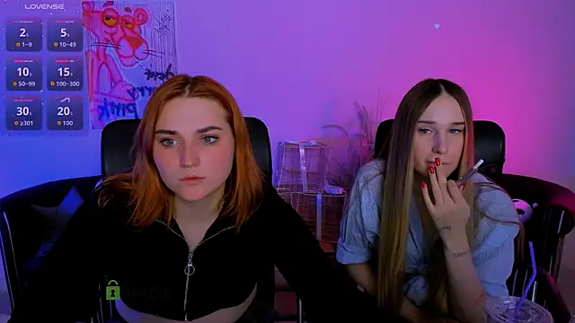 casey_meow_'s cam snapshot