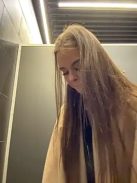 KristiRich live sex cam