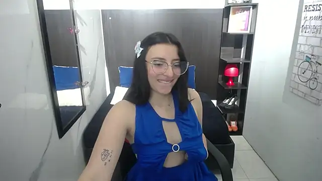 vaiolet_purple's cam snapshot