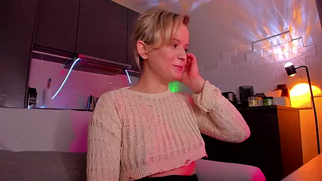 JessicaBeverly_'s cam snapshot