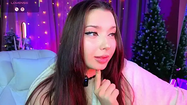 Lucy_louras live sex cam