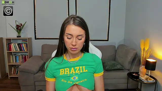 Anya-Ray live sex cam