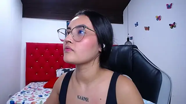 kathe-mills235 live sex cam