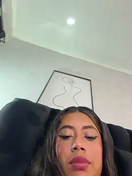 ElaaPerez live sex cam