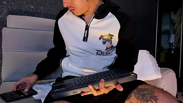 kaletattoo live sex cam