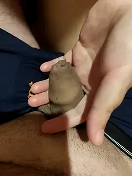 MadaamJizz_DickLewd live sex cam