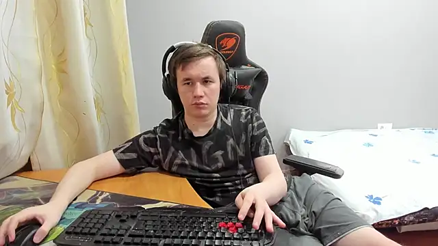 iliaskrislove live sex cam