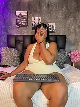 AranzalatinBlaks1's cam snapshot