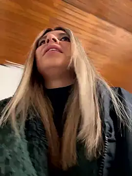 Isabella_Varella live sex cam