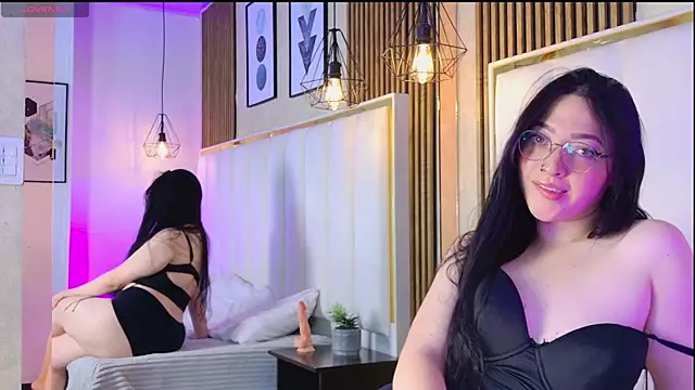 KarinaJones__'s cam snapshot