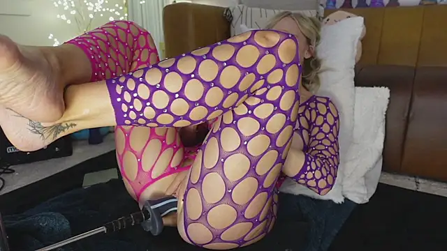 Taylorlove303 live sex cam