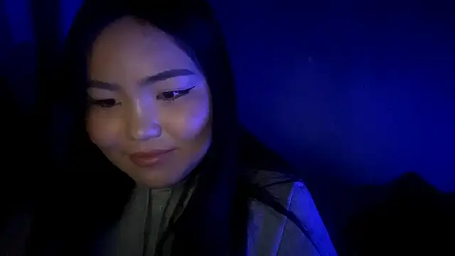 MollyAsian's cam snapshot