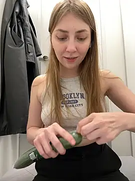 Sunny___Bunny live sex cam