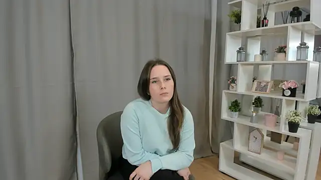 GenevieNyreen's cam snapshot