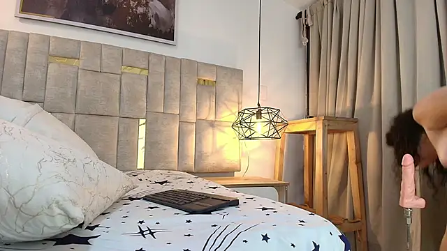 Zoe_Cuttee's cam snapshot