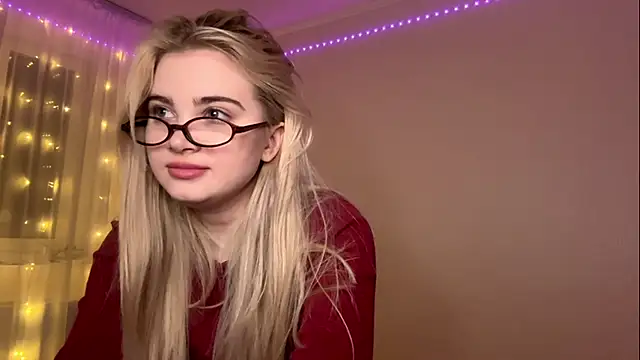 KariJarecke's cam snapshot