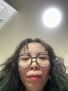 chick-888 live sex cam