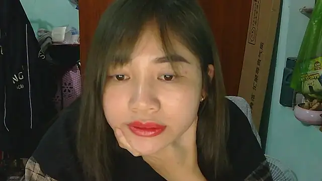 Uhem112 live sex cam