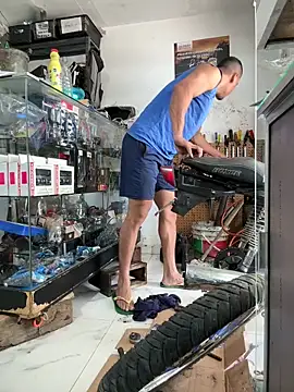 Paul22cm- live sex cam