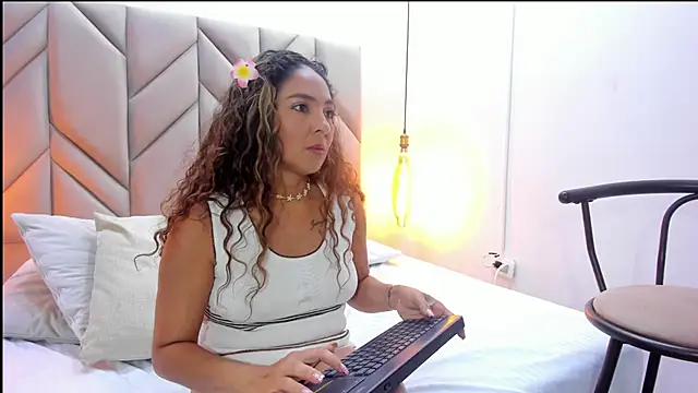 BiancaFords's cam snapshot