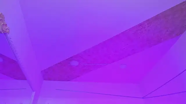 Violett_hott_'s cam snapshot