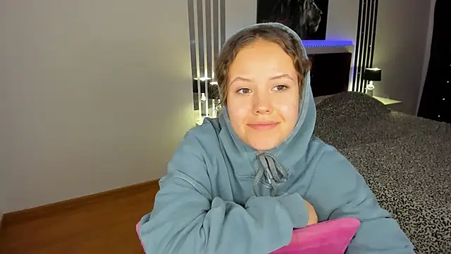 BeatriceShine's cam snapshot