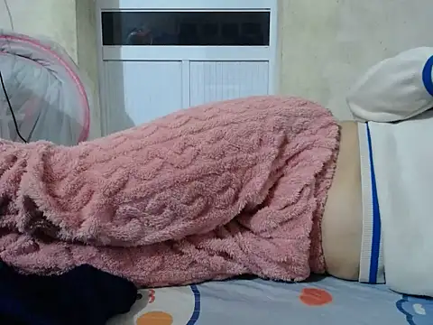 -Mimiu-'s cam snapshot