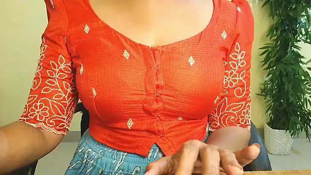 Mallu_Neelaanjanam's cam snapshot