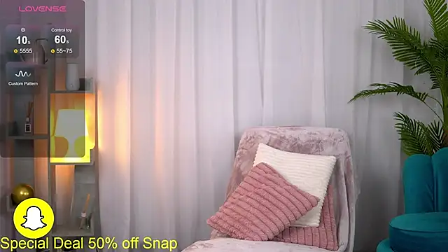 RebeccaRese's cam snapshot