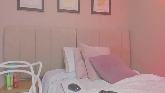 isabela__x's cam snapshot