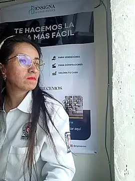 Valentina--1 live sex cam