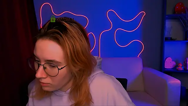 mikami_grey's cam snapshot