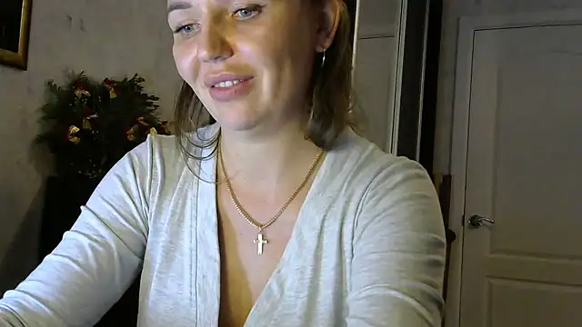 AngelinaLove28's cam snapshot