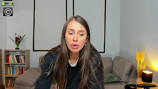 Anya-Ray live sex cam