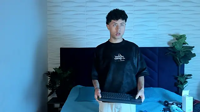 Noah_dupont_'s cam snapshot