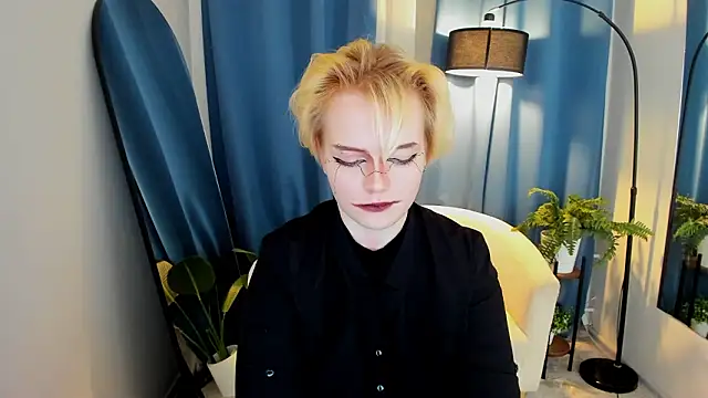 KellyKik's cam snapshot