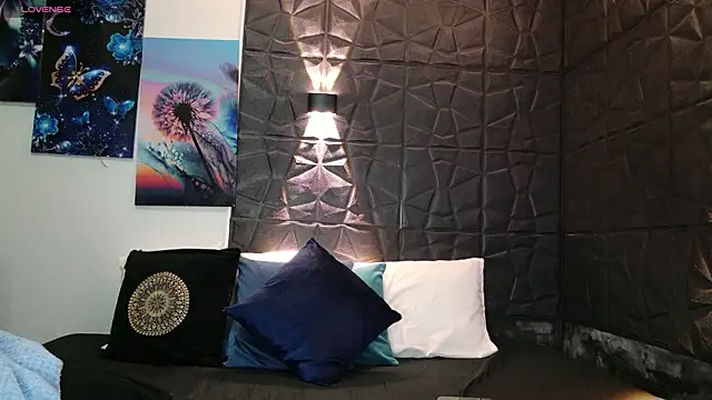 graceymilf666's cam snapshot