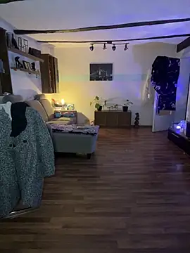 BlueVelvetBat live sex cam