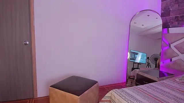 abby_rouge's cam snapshot